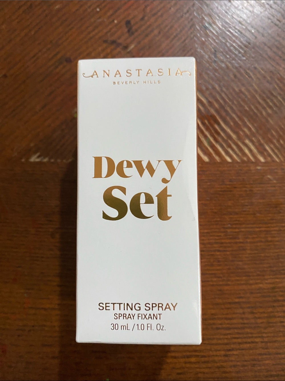 Anastasia Beverly Hills Dewy Set Setting Spray — White & Gold Packaging